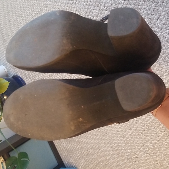 BP Trolley Leather Booties - Picture 6 of 8